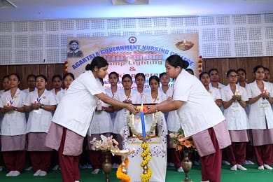 নার্সিং